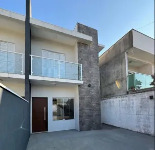 Sobrado com 3 Quartos à venda, 180m² no Vila Nova São Roque, São Roque
