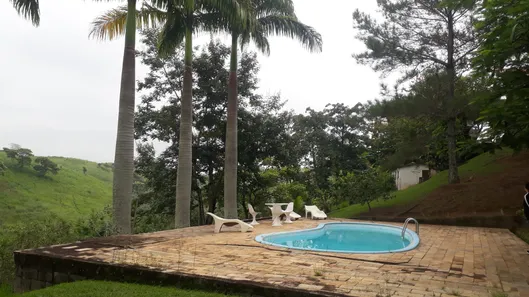 Fazenda / Sítio / Chácara com 2 Quartos à venda, 5827m² no Rosa Machado, Piraí