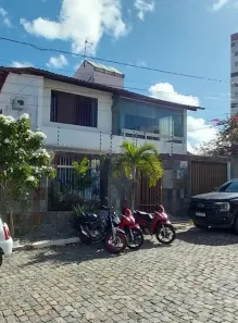 Casa com 5 Quartos à venda, 200m² no Pereira Lobo, Aracaju