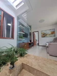 Casa com 3 Quartos à venda, 100m² no Centro, Raposos