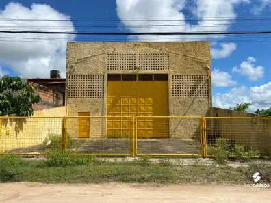Galpão / Depósito / Armazém à venda, 588m² no Rosa Maria, São Cristóvão