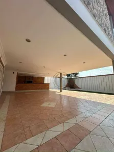 Sobrado com 4 Quartos para alugar, 569m² no Jardim São Carlos, Sorocaba