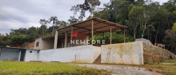 Fazenda / Sítio / Chácara à venda, 800m² no Centro, São Lourenço da Serra