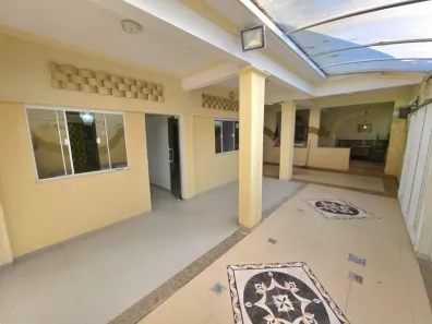Casa com 3 Quartos à venda, 200m² no Comendador Soares, Nova Iguaçu