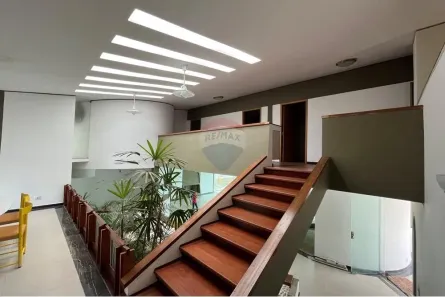 Casa Comercial com 4 Quartos para alugar, 950m² no Vila Vitória, Mogi das Cruzes