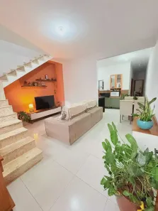 Sobrado com 3 Quartos à venda, 110m² no Jardim Continental II, Taubaté