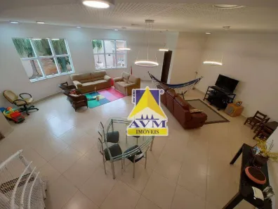 Sobrado com 3 Quartos à venda, 350m² no Parque Residencial Casarão, Sumaré