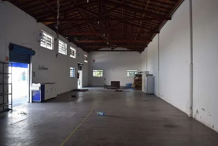 Galpão / Depósito / Armazém à venda, 300m² no Chácara da Galega, Pindamonhangaba