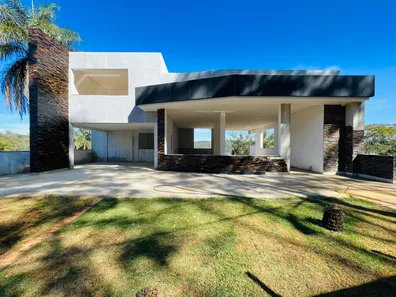 Casa de Condomínio com 3 Quartos à venda, 400m² no , Confins