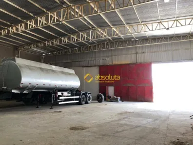 Galpão / Depósito / Armazém para alugar, 1800m² no Jaguaribe, Escada