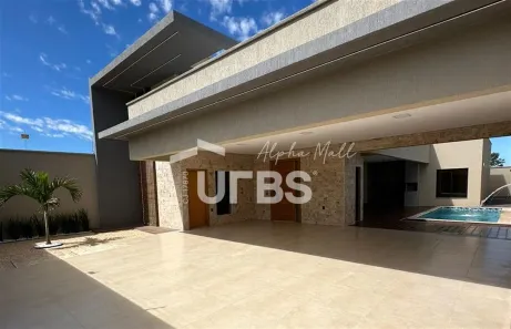 Sobrado com 3 Quartos à venda, 225m² no Setor Cristina II Expansão, Trindade