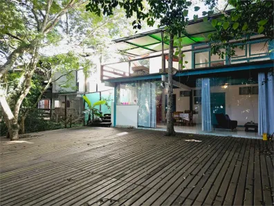 Casa com 2 Quartos para alugar, 300m² no Caravelas, Armação dos Búzios