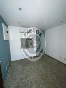 Loja / Salão / Ponto Comercial à venda, 40m² no Várzea, Teresópolis