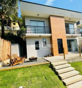 Fazenda / Sítio / Chácara com 2 Quartos à venda, 351m² no Boca do Mato, Cachoeiras de Macacu