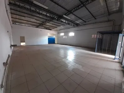 Galpão / Depósito / Armazém à venda, 492m² no Jardim São Cristóvão, São Luís