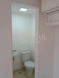 Casa Comercial para alugar, 124m² no Jardim da Luz, Embu das Artes