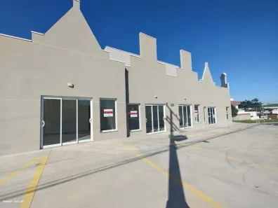Conjunto Comercial / Sala para alugar, 31m² no , Holambra