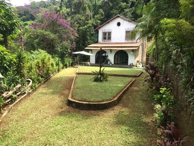 Casa com 4 Quartos à venda, 220m² no Independência, Petrópolis