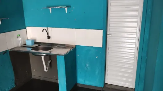 Loja / Salão / Ponto Comercial com 1 Quarto à venda, 50m² no Alambari, Resende