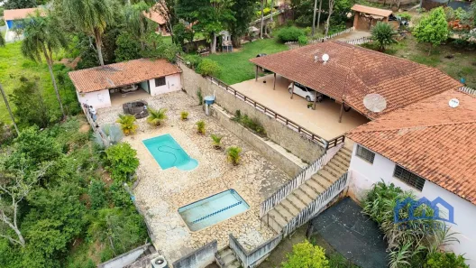 Fazenda / Sítio / Chácara com 3 Quartos à venda, 3200m² no Zona Rural, Mairinque