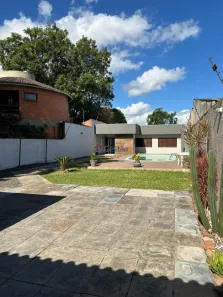 Casa com 3 Quartos à venda, 120m² no Niterói, Canoas