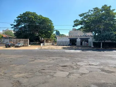 Loja / Salão / Ponto Comercial à venda, 732m² no Centro, Araraquara