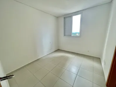 Apartamento com 3 Quartos para alugar, 155m² no Vila Edmundo, Taubaté