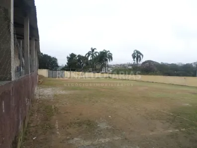 Galpão / Depósito / Armazém à venda, 583m² no Vila Louro, Embu-Guaçu