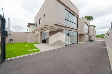 Casa de Condomínio com 3 Quartos para alugar, 118m² no Santa Felicidade, Curitiba
