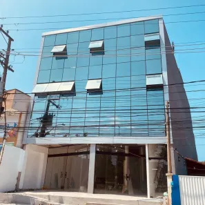 Loja / Salão / Ponto Comercial à venda, 110m² no Costazul, Rio das Ostras