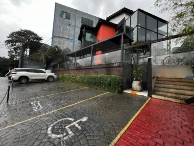 Prédio Inteiro para alugar, 260m² no Jaguaré, São Paulo