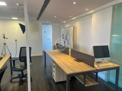 Conjunto Comercial / Sala para alugar, 77m² no Centro, Itatiba