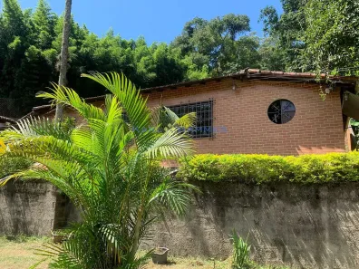 Casa com 5 Quartos à venda, 110m² no Carangola, Petrópolis