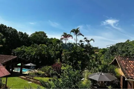 Fazenda / Sítio / Chácara com 3 Quartos à venda, 22000m² no Granja dos Cavaleiros, Macaé