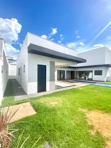 Casa de Condomínio com 3 Quartos à venda, 195m² no Jardins Capri, Senador Canedo