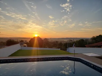 Fazenda / Sítio / Chácara com 3 Quartos à venda, 200m² no Terras de Santa Rosa II, Salto