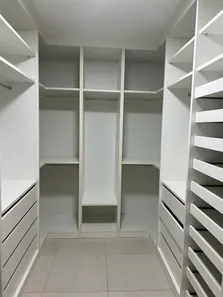 Casa de Condomínio com 5 Quartos para alugar, 350m² no Busca Vida (Abrantes), Camaçari