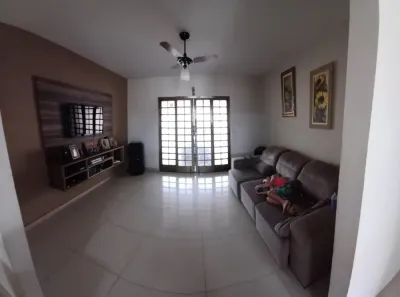 Casa com 3 Quartos à venda, 94m² no Leonor, Londrina