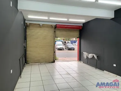 Casa Comercial para alugar, 65m² no Parque Itamarati, Jacareí
