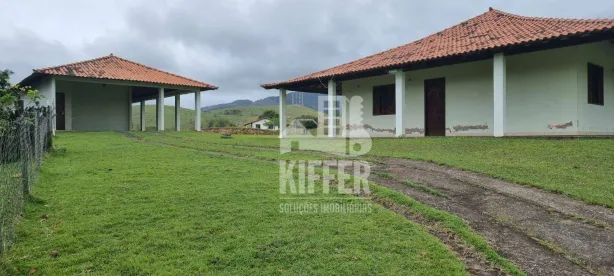 Fazenda / Sítio / Chácara com 4 Quartos à venda, 300m² no Boa Esperança, Rio Bonito
