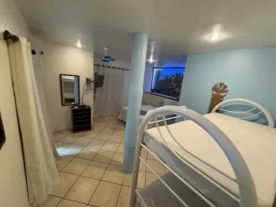 Hotel / Motel / Pousada com 11 Quartos à venda, 800m² no Praia de Itaipuaçu (Itaipuaçu), Maricá