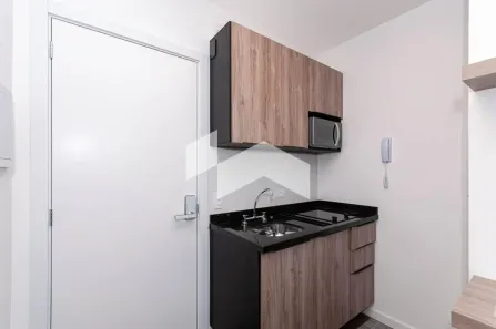 Apartamento com 1 Quarto para alugar, 25m² no Centro, Curitiba