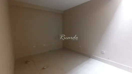 Loja / Salão / Ponto Comercial com 2 Quartos para alugar, 130m² no Vila Aratimbo, Arapongas