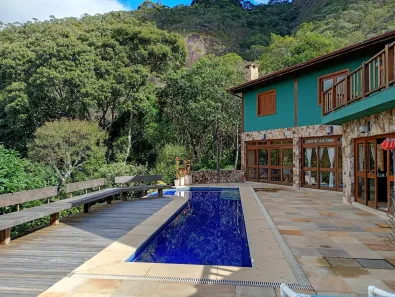 Casa com 4 Quartos à venda, 820m² no Araras, Petrópolis