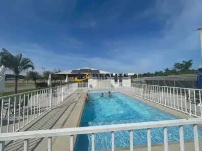 Casa de Condomínio com 3 Quartos para alugar, 90m² no Parque Novo Jockey, Campos dos Goytacazes