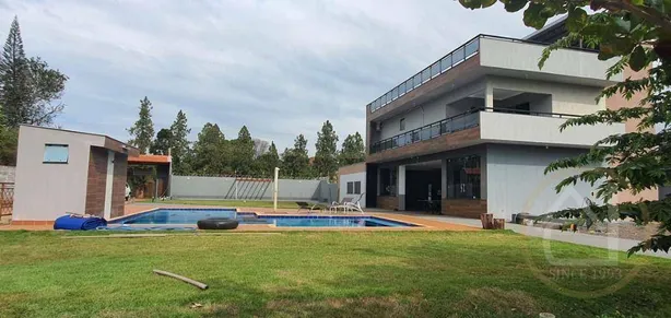 Fazenda / Sítio / Chácara com 5 Quartos à venda, 668m² no Chácara Santa Maria, Cambé