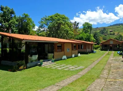 Fazenda / Sítio / Chácara com 7 Quartos à venda, 350m² no Visconde de Mauá, Resende