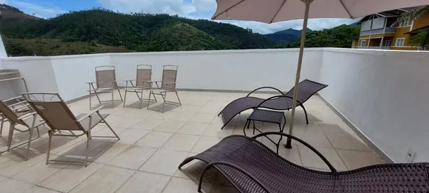 Cobertura com 4 Quartos para venda ou aluguel, 170m² no Itaipava, Petrópolis