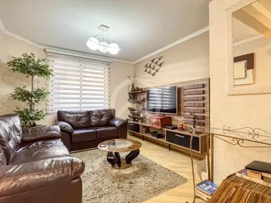 Sobrado com 3 Quartos à venda, 112m² no Jardim das Américas, Curitiba