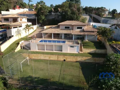Fazenda / Sítio / Chácara com 3 Quartos à venda, 2300m² no , Mairinque